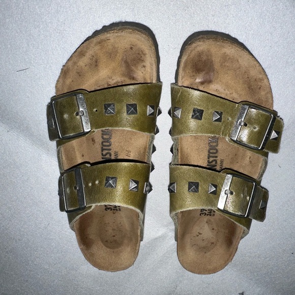 Birkenstock Shoes - Birkenstock Arizona studded sandals